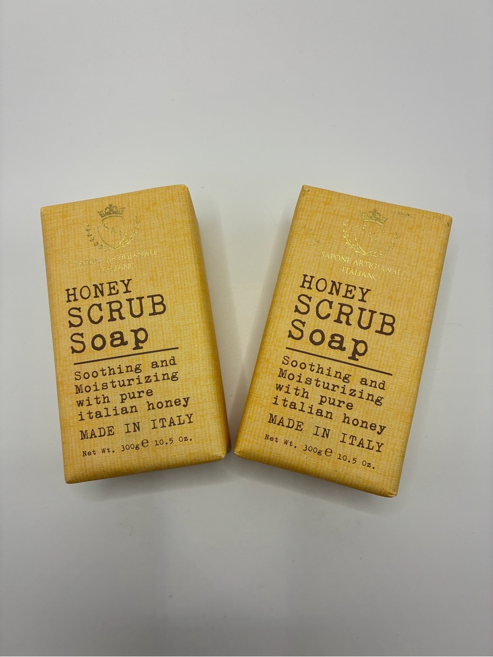 Sapone Artigiale 2 pack Honey Scrub Soap - Soothing Moisturizing Bar (Beige)
